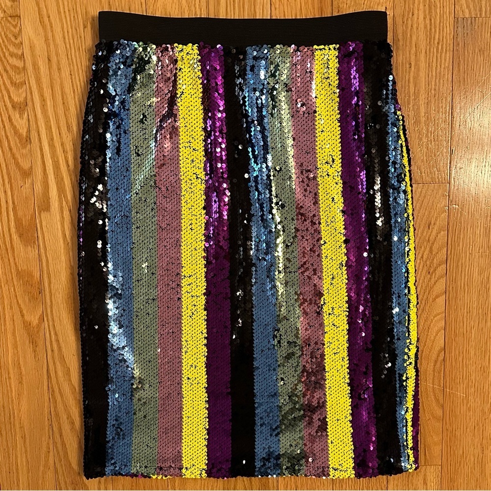 Isla Maude by Anthropologie Sequin Skirt Size Small fun sexy flirt party sparkle